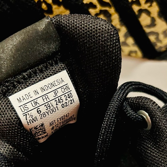 ADIDAS: Women’s QT Racer 2.0 (Leopard) - Picture 10 of 11